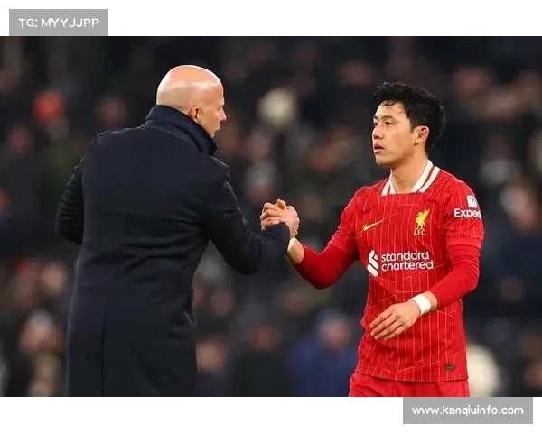 利物浦远藤航左脚踝重伤,可能长期缺阵影响防线部署 利物浦远藤航左脚踝重伤,可能长期缺阵影响防线部署